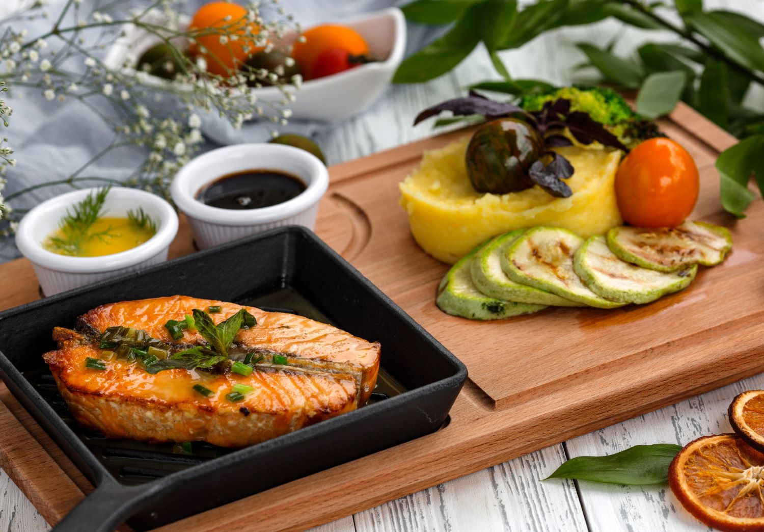 Fish and Seafood in Pregnancy Balanced pregnancy meal with fish, vegetables and key nutrients for brain and eye development.