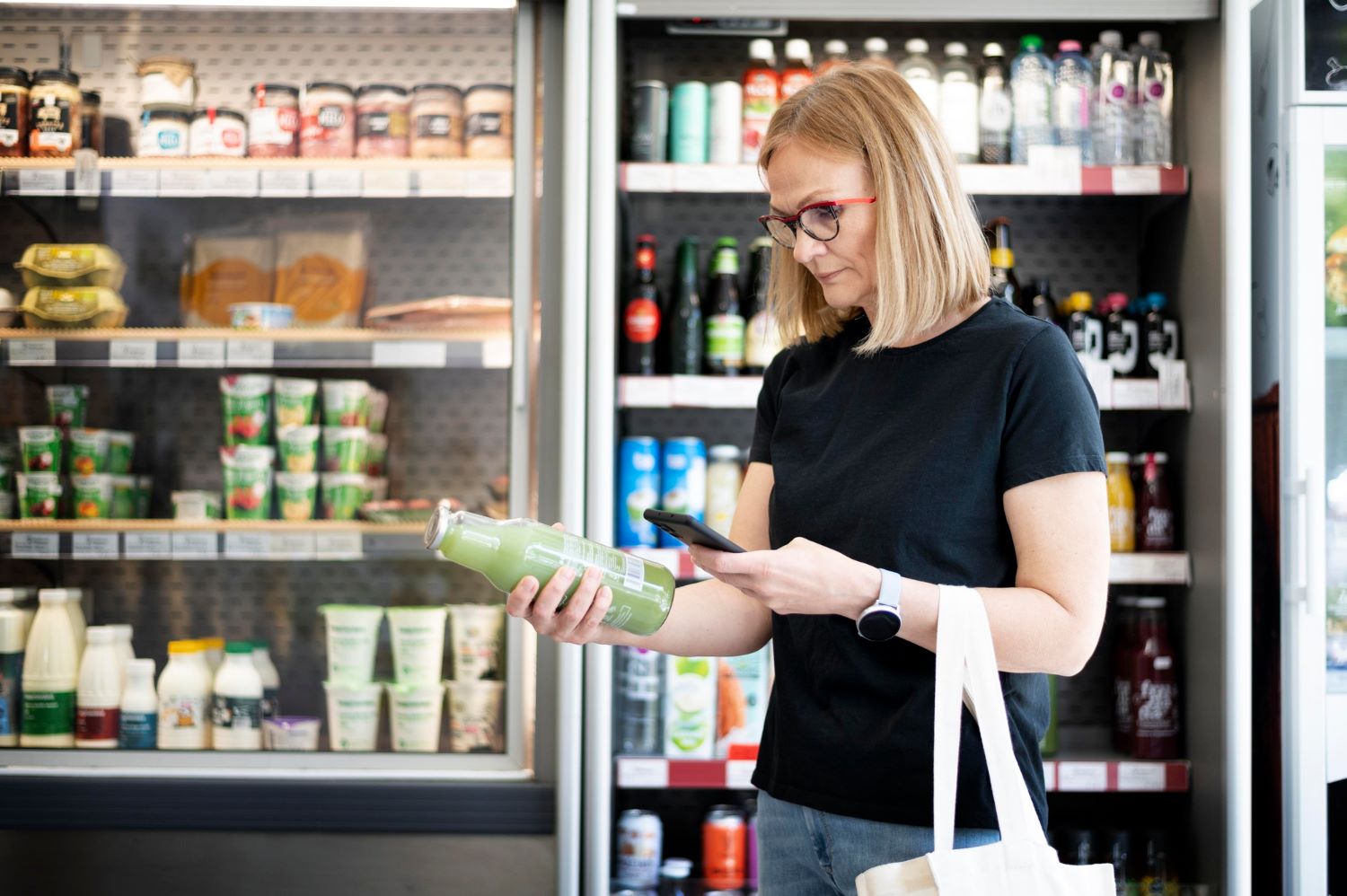Why Cant I Stop Eating Certain Foods Reading food labels to understand ultra-processed foods and make healthier choices.